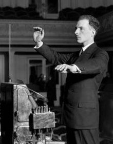 lev2btermen2btheremin-9219280